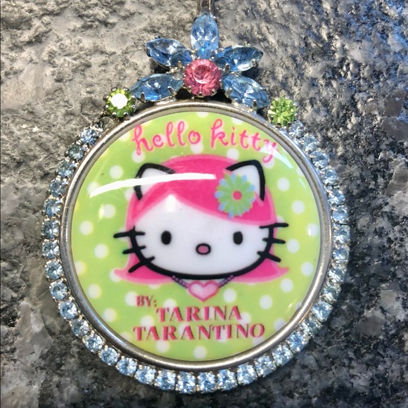 Hello Kitty Necklace - Picture 4 of 4
